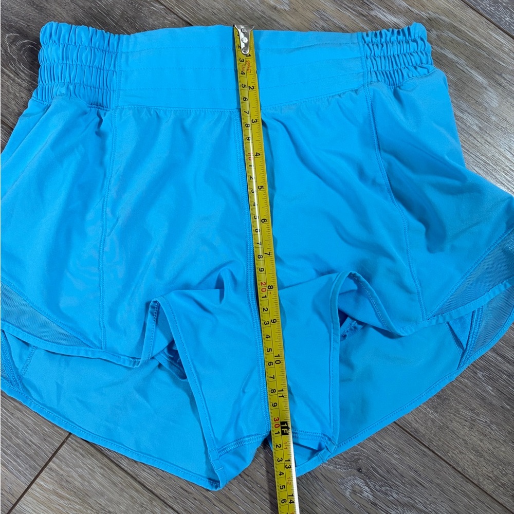 Lululemon Hotty Hot High Rise Shorts 2.5 Inch NWOT - Picture 9 of 11